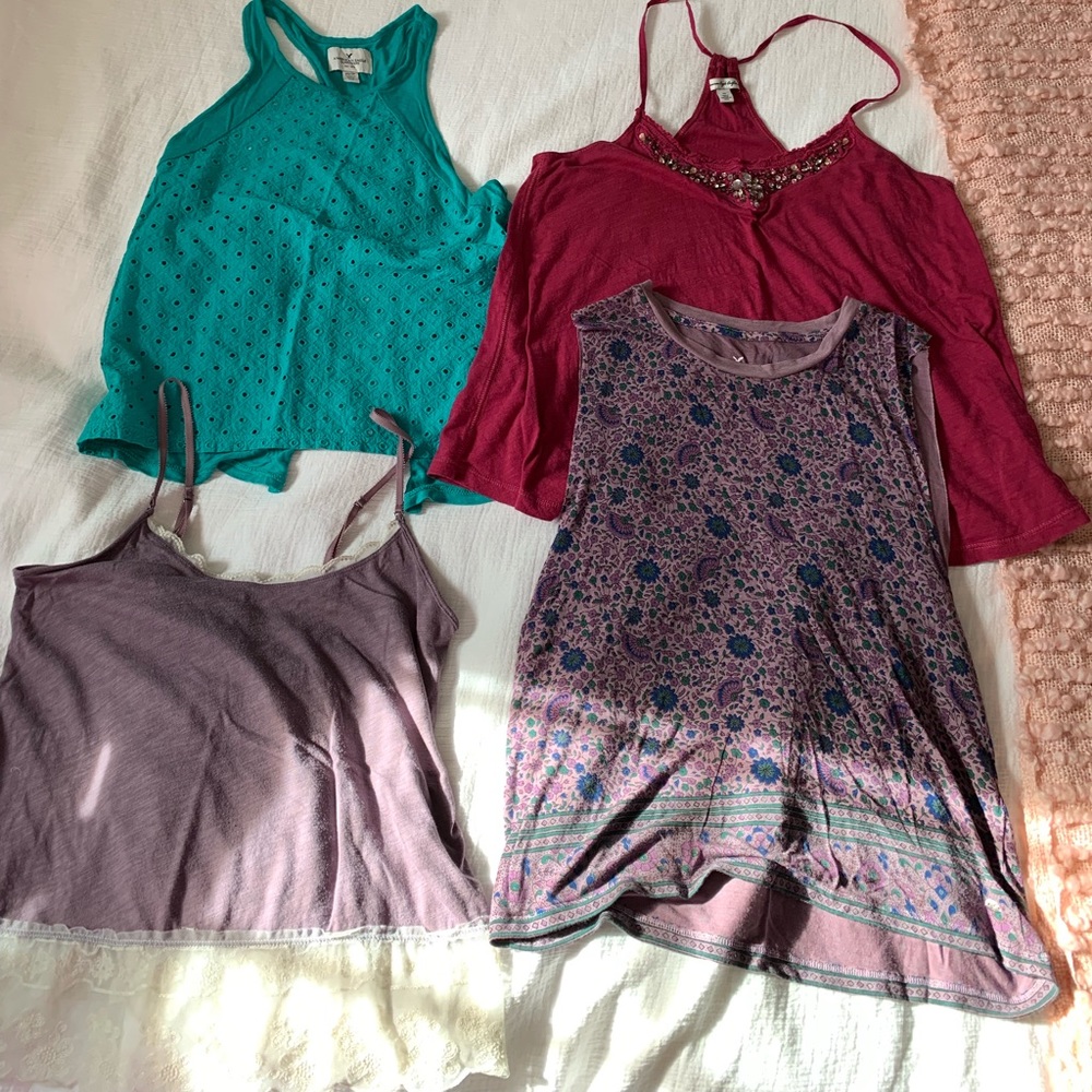 Bundle of American eagle tanks